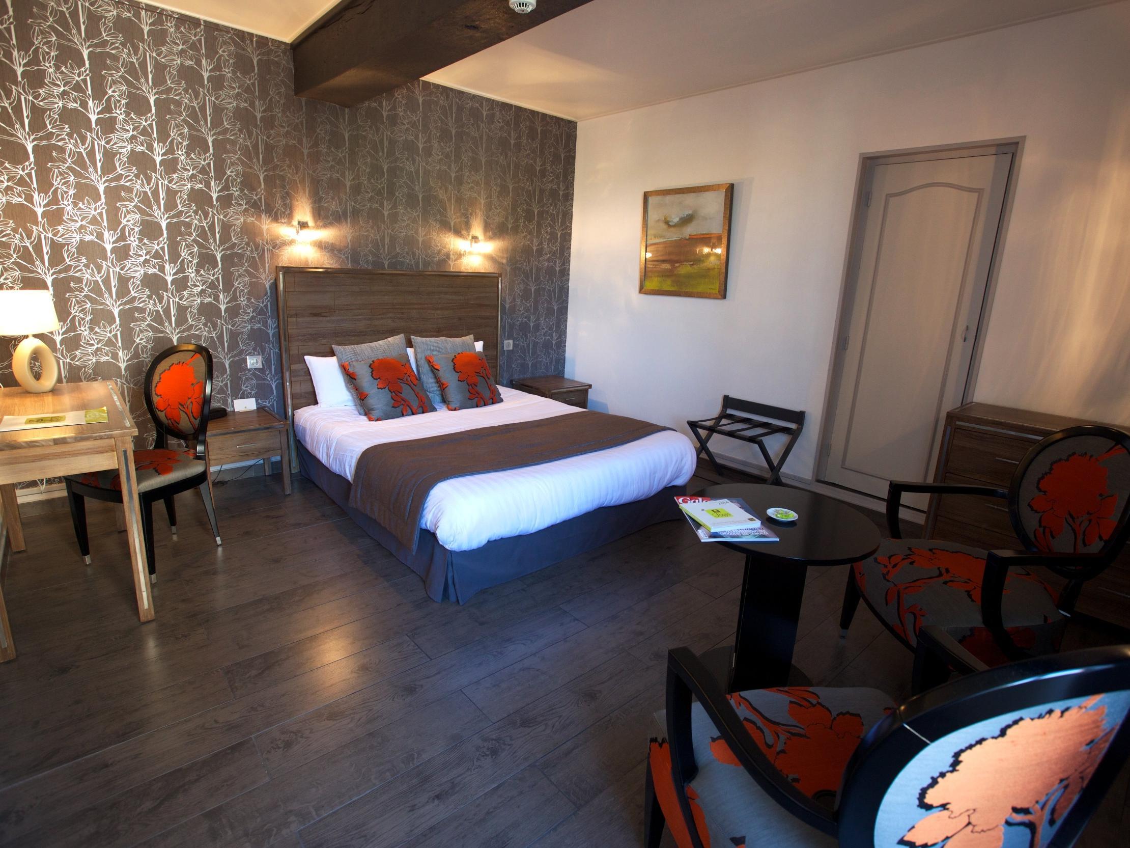 Logis Hotel Restaurant Nougier Saint-Étienne-de-Fursac Exteriér fotografie
