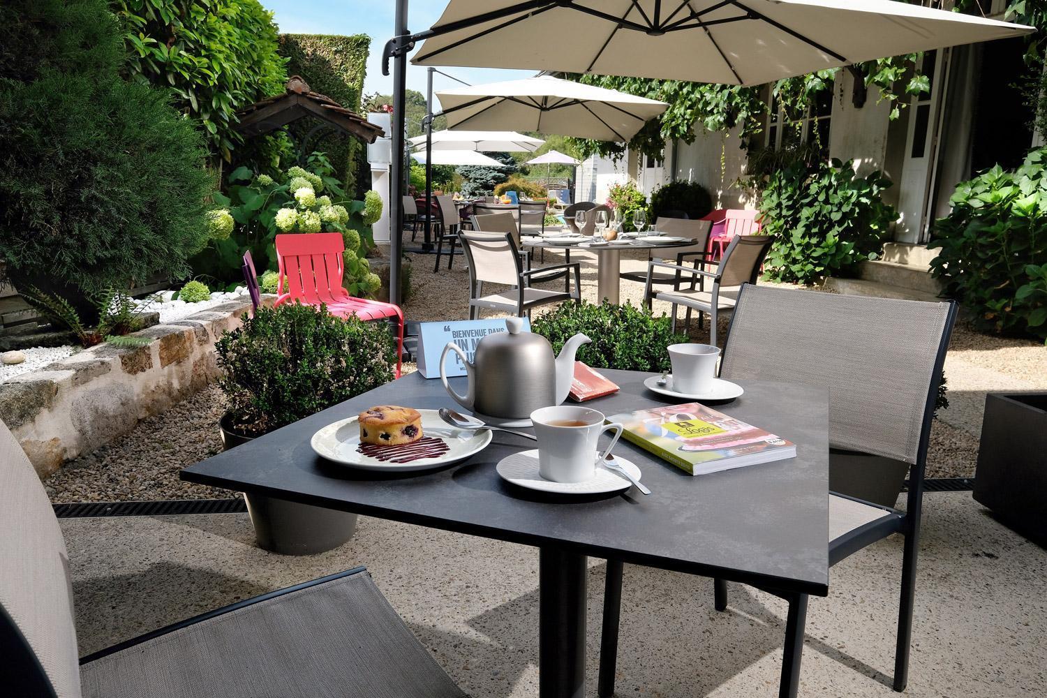 Logis Hotel Restaurant Nougier Saint-Étienne-de-Fursac Exteriér fotografie